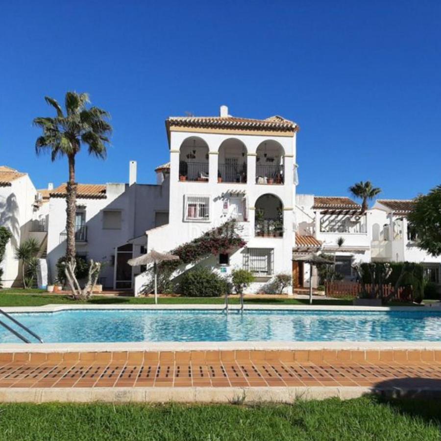 Apartamento 700 Metros De La Playa Playa Flamenca Extérieur photo