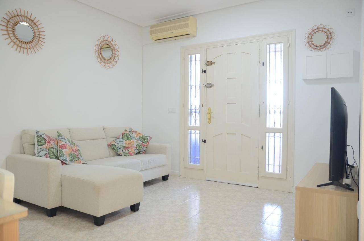 Apartamento 700 Metros De La Playa Playa Flamenca Extérieur photo